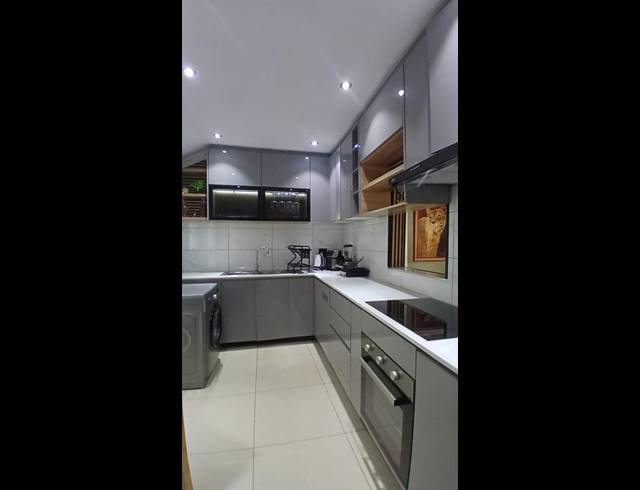 2 BEDROOM HOUSE FOR SALE IN WOODLANDS